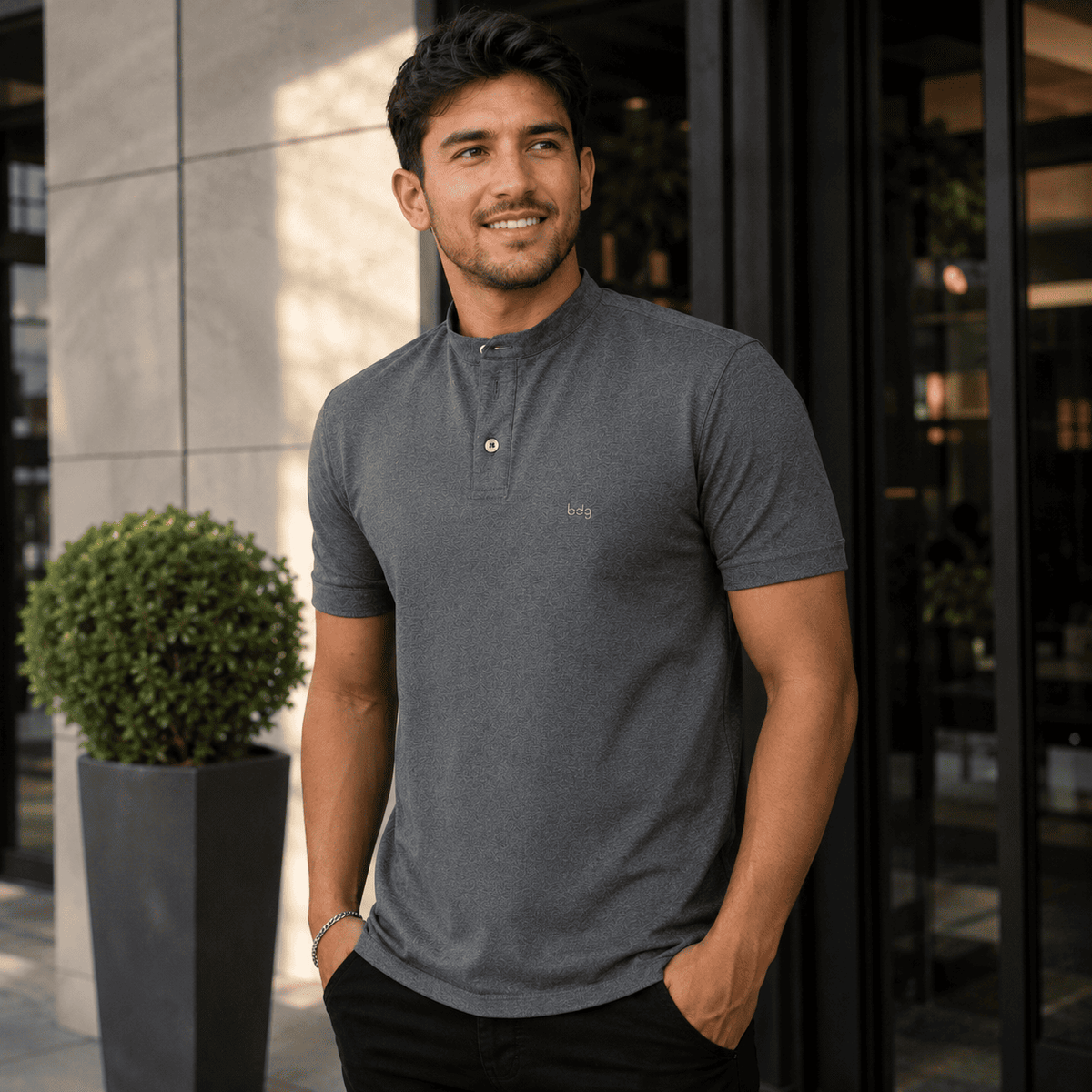 Camisa Masculina Gola Padre Oliveiras Tons Escuros