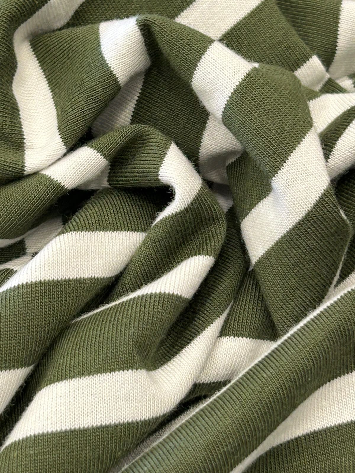 VERDE MELI/CREME