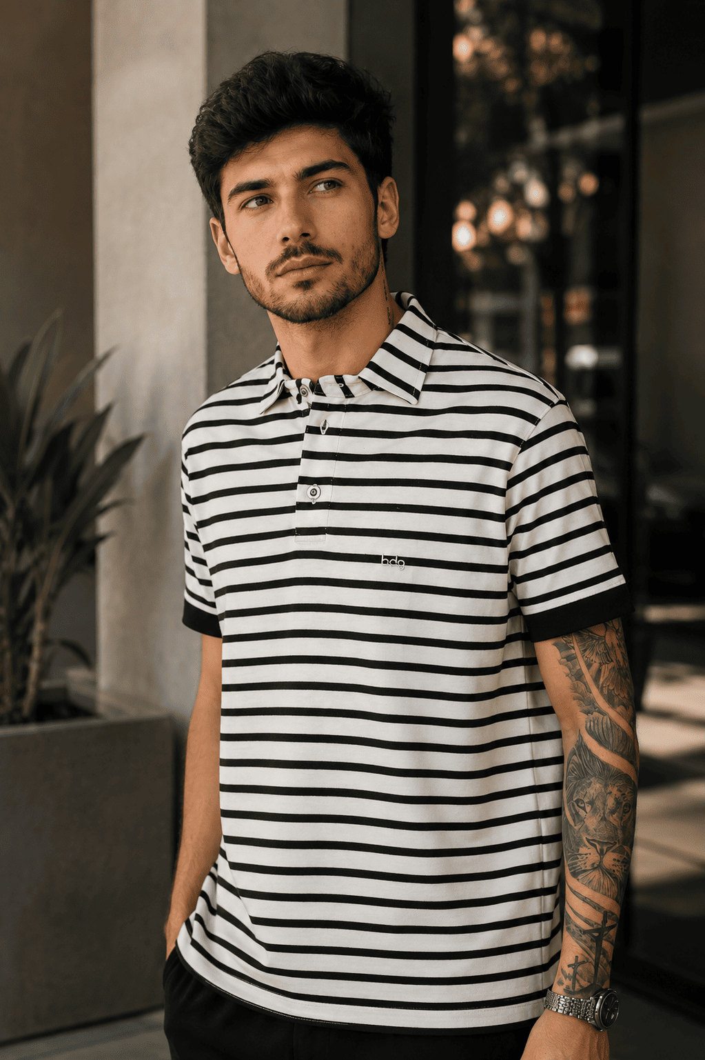 BRANCO/PRETO GOLA BRANCA